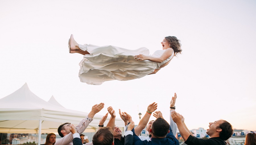 magasba dobott menyasszony
