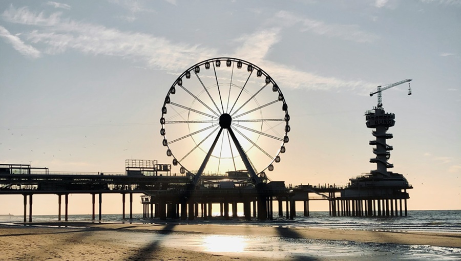 the hague beach unsplash
