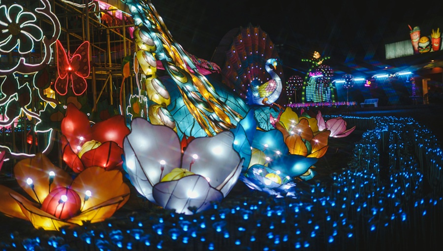 karácsonyi vásár fények