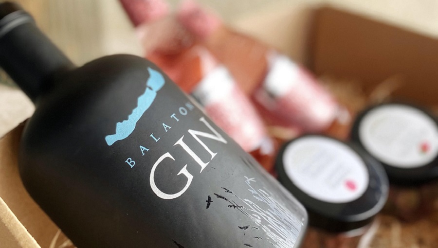 balaton gin díszdobozban