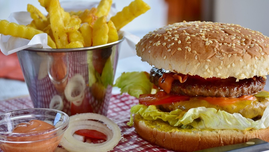 hamburger fries