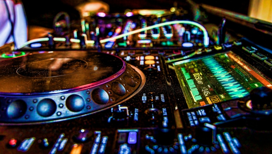 dj keverőpult