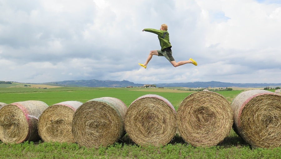 bálák felhők ugrás