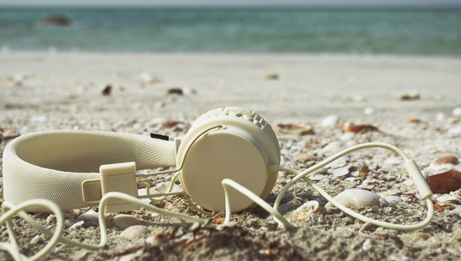 headphone seashore
