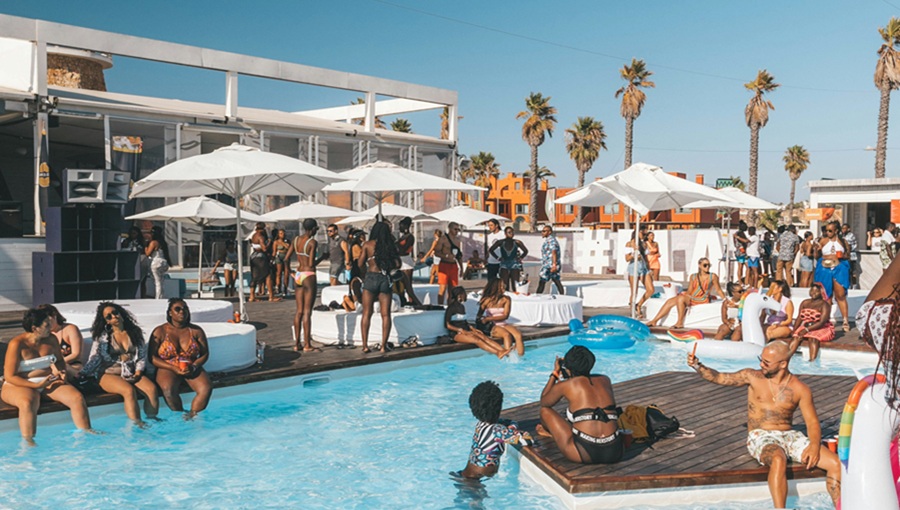Ibiza a nappaliban: 3+1 film a buliszigetről ibiza party